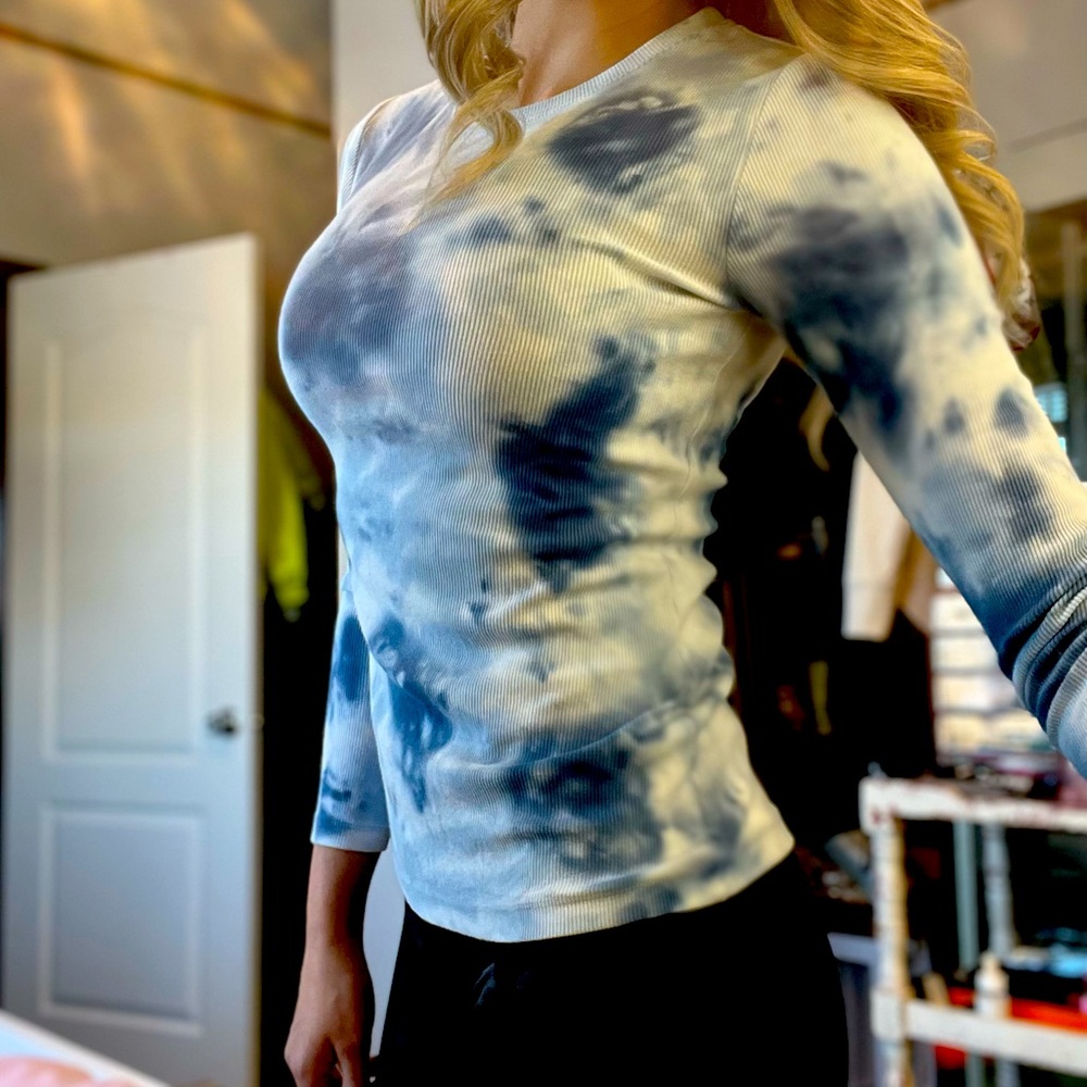 Tye-dye long sleeved shirt